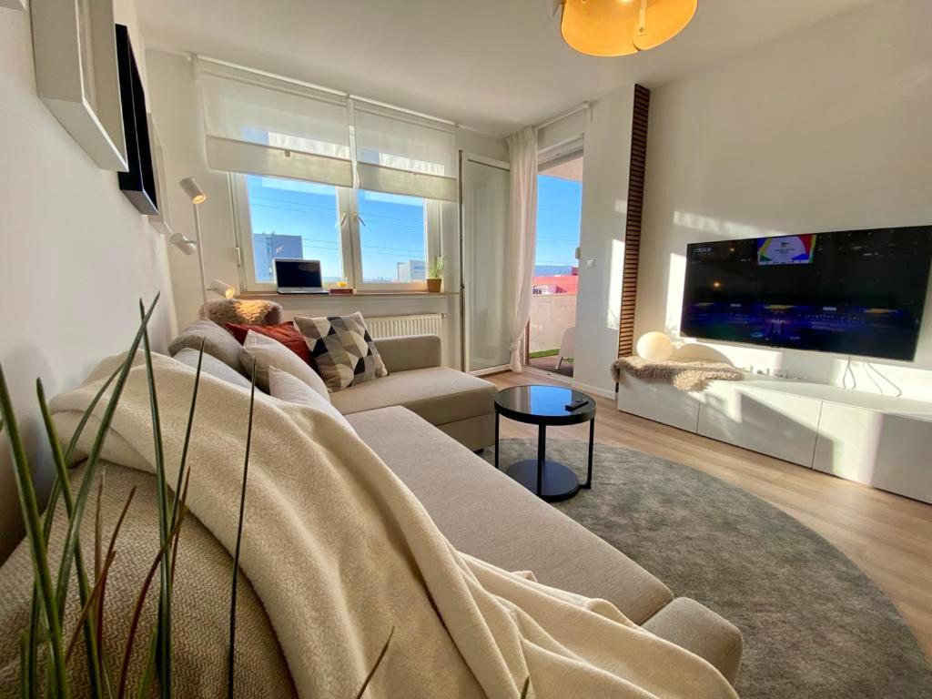 Delux Apartment La Arena With Private Garage ซาเกร็บ ภายนอก รูปภาพ