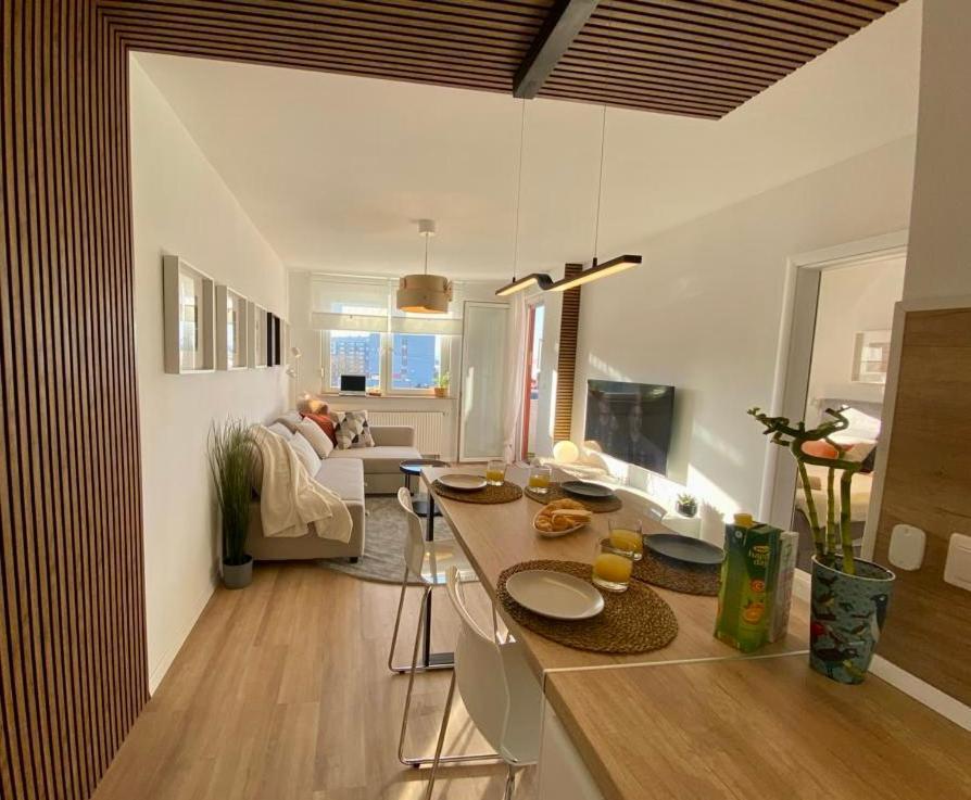 Delux Apartment La Arena With Private Garage ซาเกร็บ ภายนอก รูปภาพ