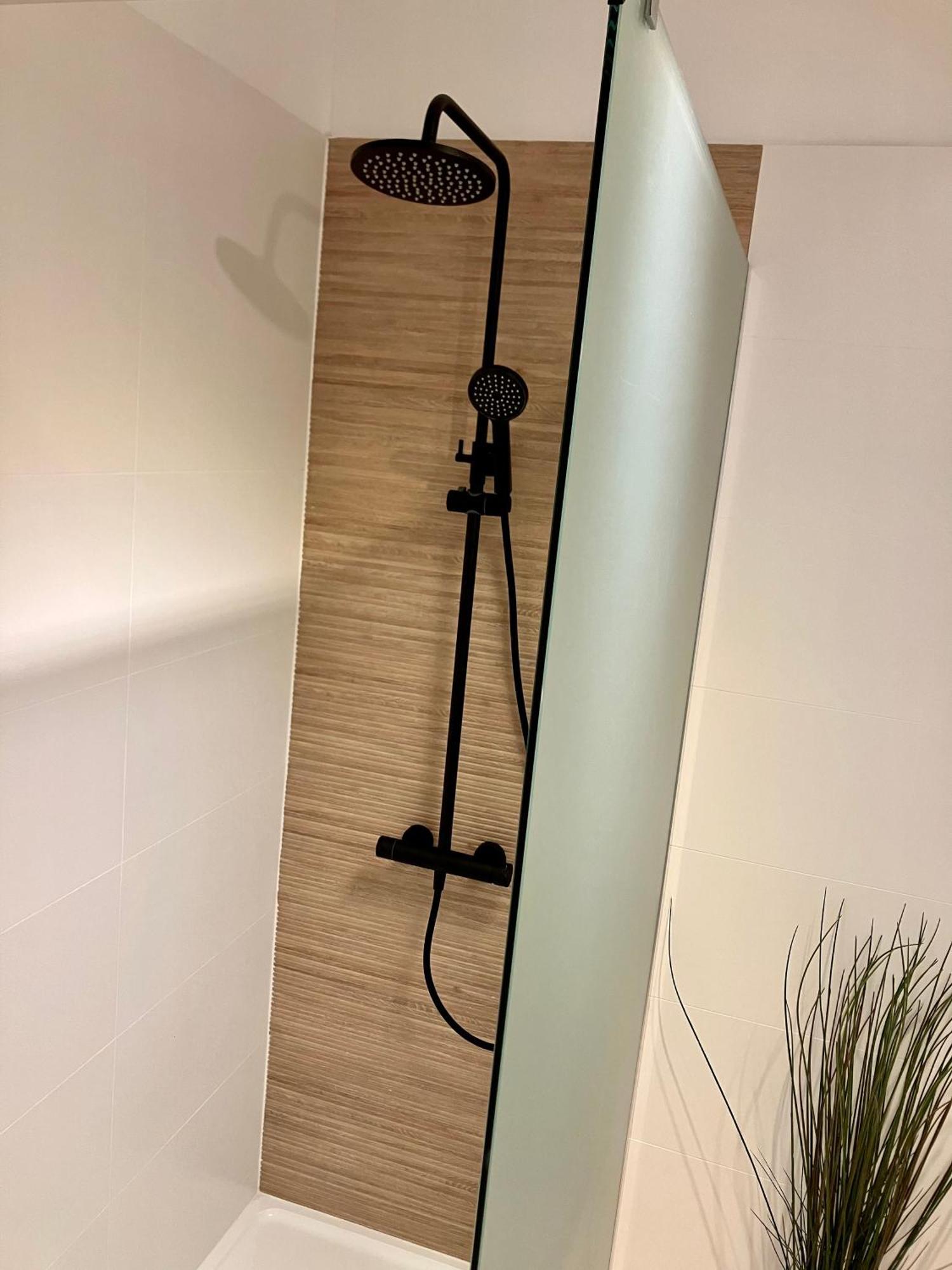 Delux Apartment La Arena With Private Garage ซาเกร็บ ภายนอก รูปภาพ