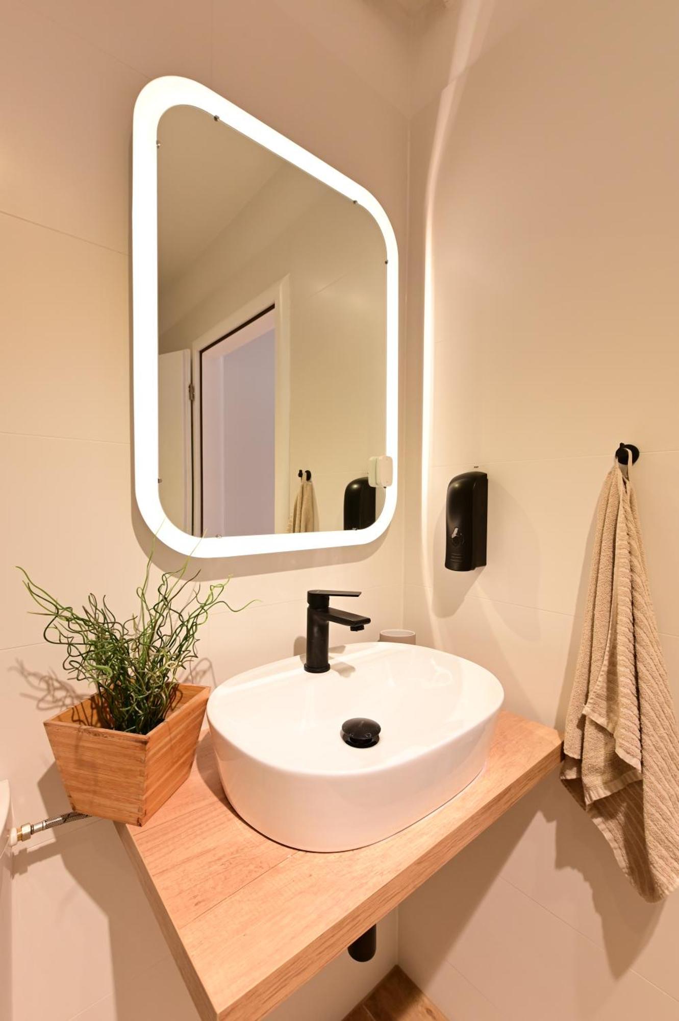 Delux Apartment La Arena With Private Garage ซาเกร็บ ภายนอก รูปภาพ