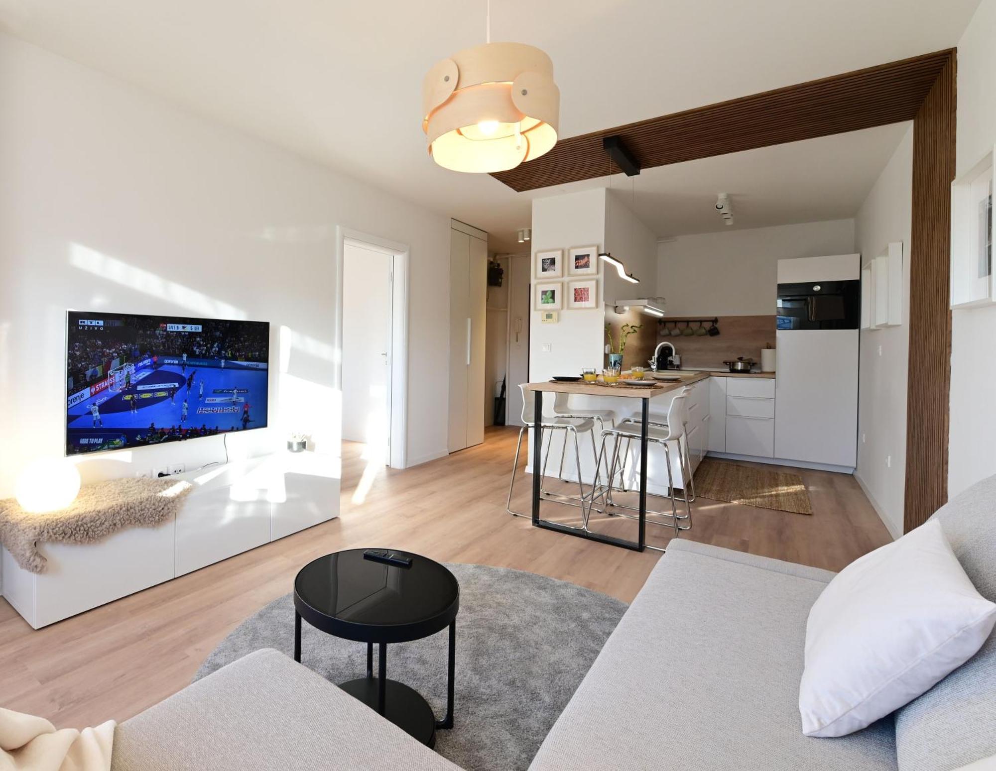 Delux Apartment La Arena With Private Garage ซาเกร็บ ภายนอก รูปภาพ